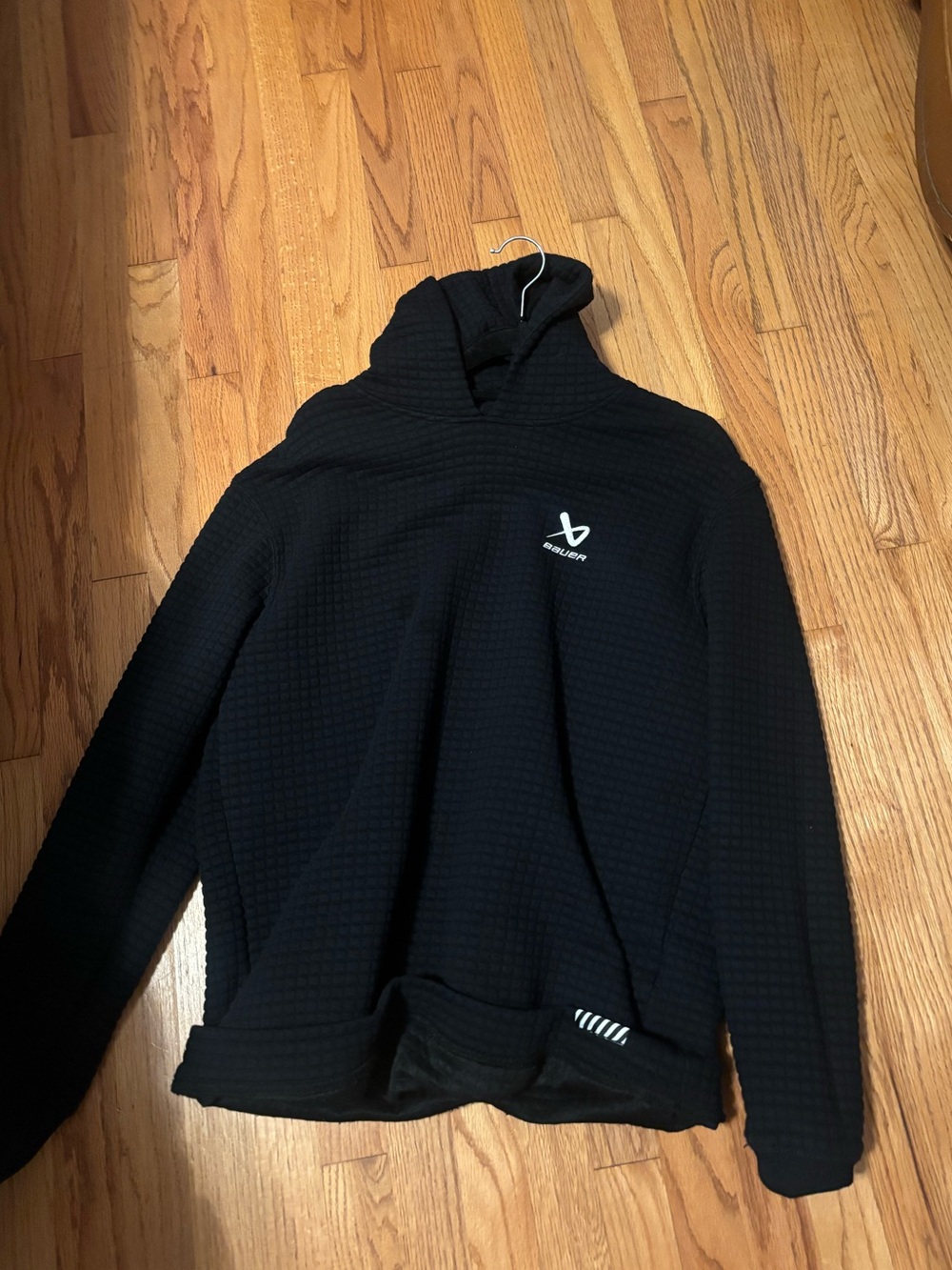 Bauer Hockey Quilted Hoodie Pullover Logo Stitched Comfy Black Adult Size S NEW